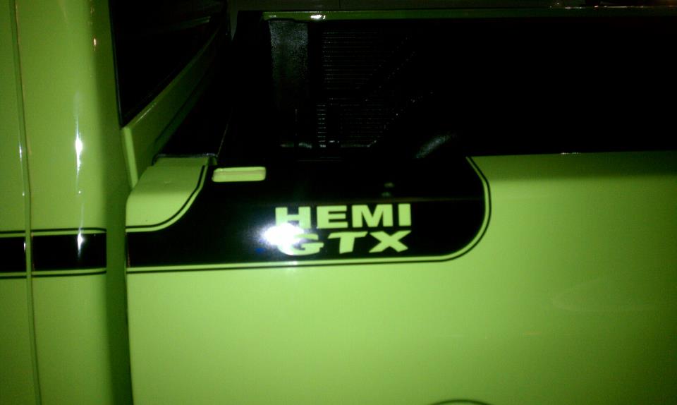 "Hemi GTX" Body-Bed Decal Graphics Kit 2005 Dodge Ram